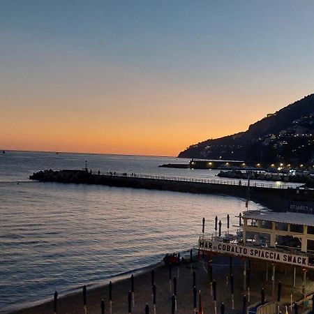 Marileo Amalfi Apartment Екстериор снимка