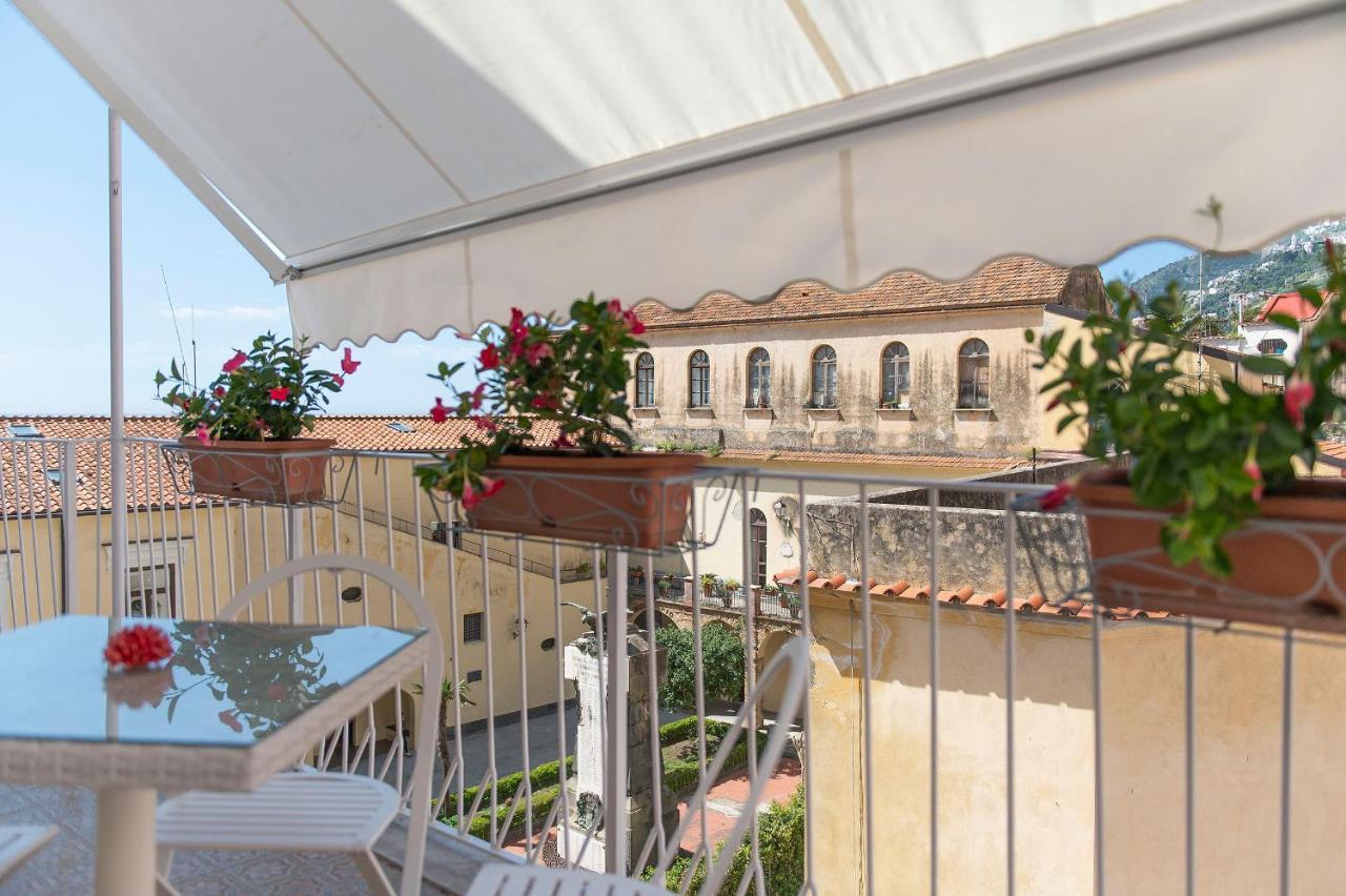 Marileo Amalfi Apartment Екстериор снимка