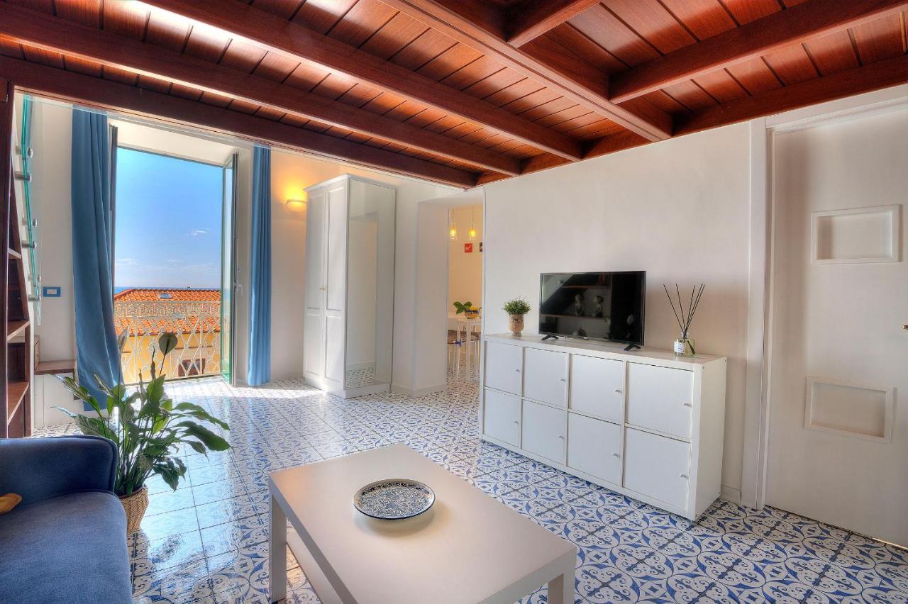 Marileo Amalfi Apartment Екстериор снимка