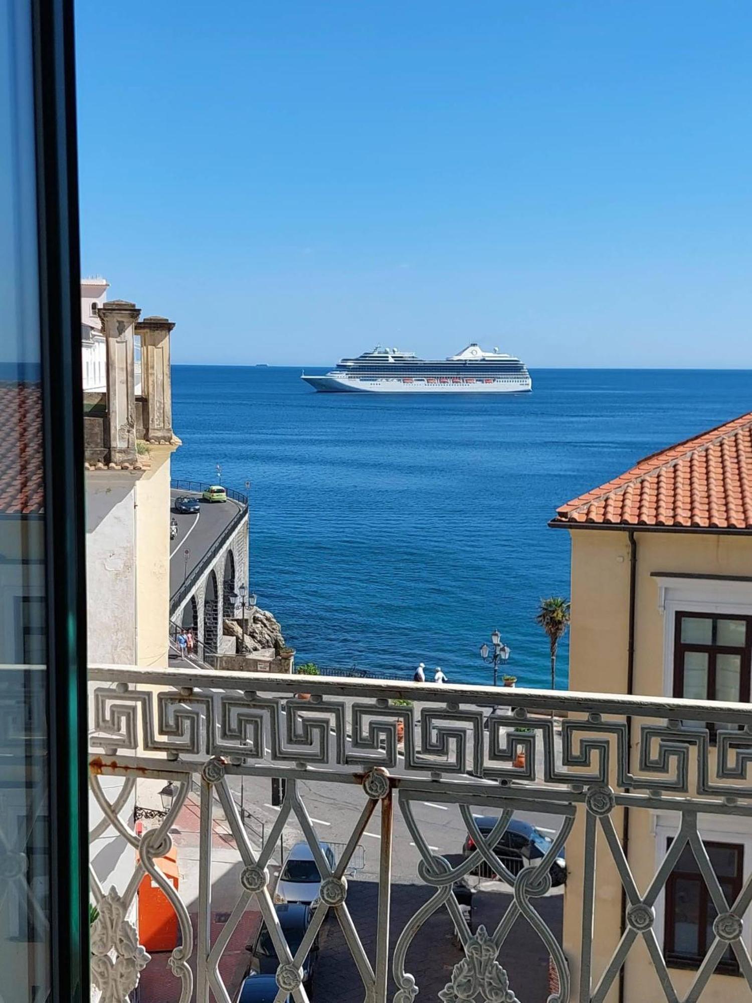 Marileo Amalfi Apartment Екстериор снимка